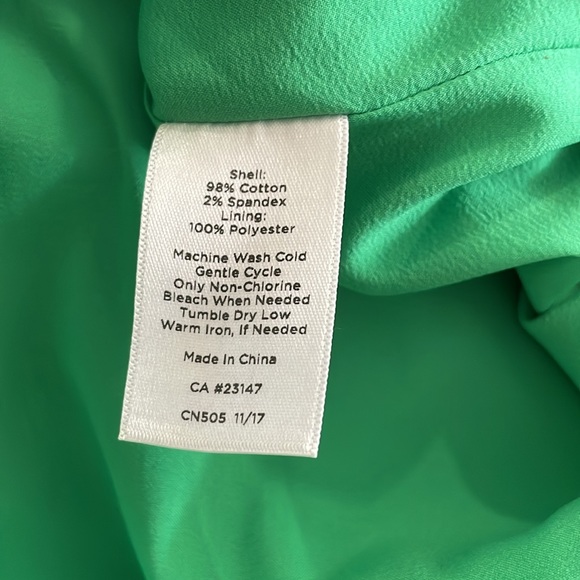 Like New Talbots Floral Dress. Size 6P - Picture 6 of 6